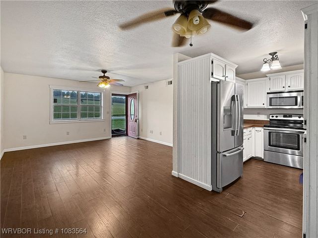 840 8th Street, Waldron, AR 72958