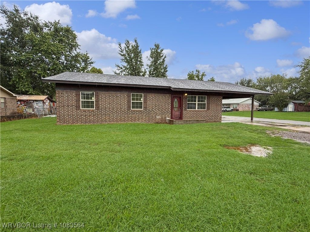 840 8th Street, Waldron, AR 72958
