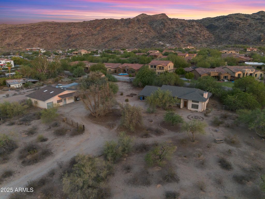 2315 E South Mountain Avenue, Phoenix, AZ 85042 — exterior