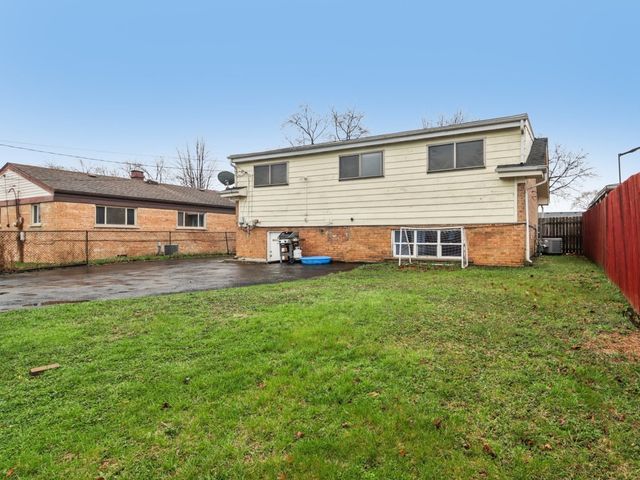 12219 S Avers Avenue, Alsip, IL 60803
