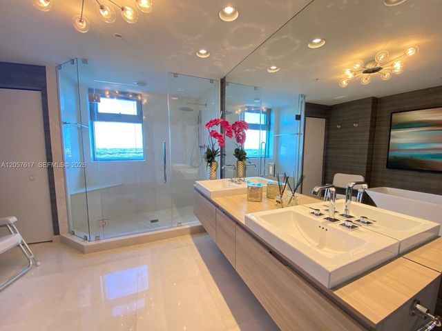 17301 Biscayne Blvd 1808, North Miami Beach, FL 33160