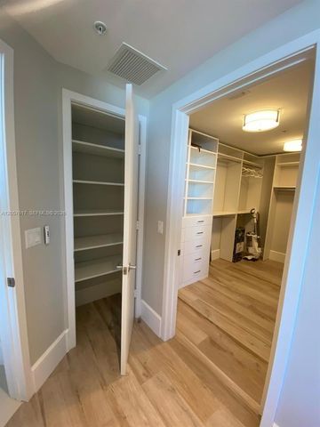 17301 Biscayne Blvd 1808, North Miami Beach, FL 33160