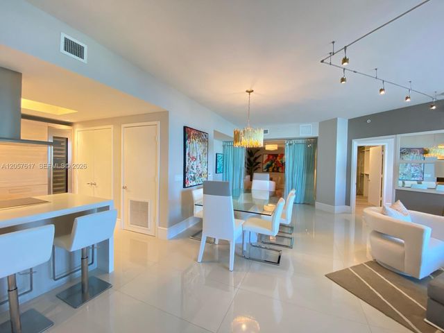 17301 Biscayne Blvd 1808, North Miami Beach, FL 33160