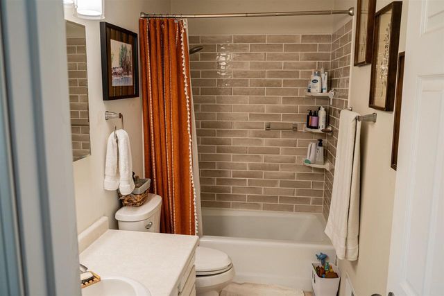 N2375 SMITH ROAD, Waupaca, WI 54981