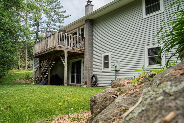 N2375 SMITH ROAD, Waupaca, WI 54981