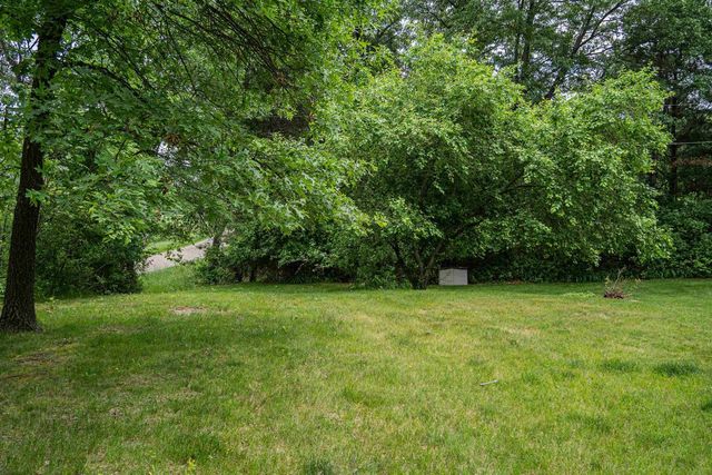 N2375 SMITH ROAD, Waupaca, WI 54981