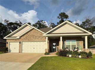 2326 Marigold E Loop, Semmes, AL 36575