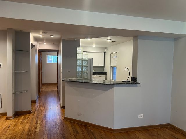 1535 N Leavitt Street, Chicago, IL 60622