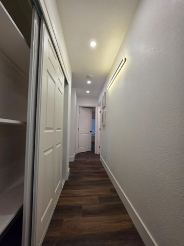 5870 Land View Dr, Stockton, CA 95219