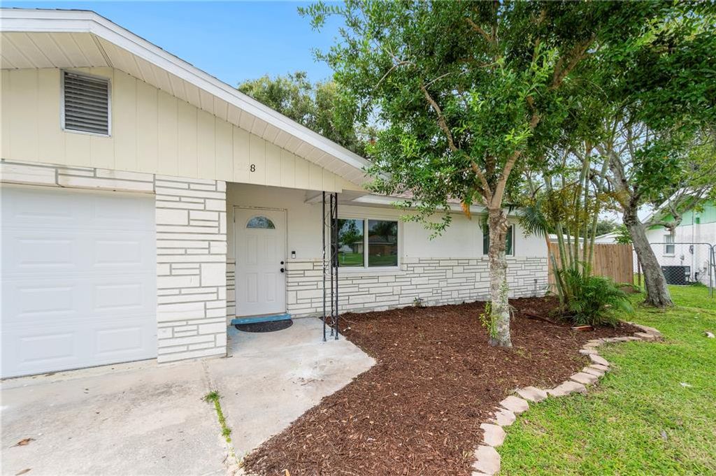 208 66TH STREET COURT E, Bradenton, FL 34208