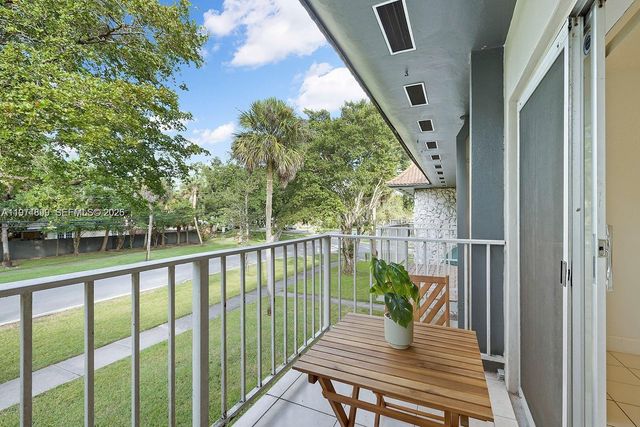 6530 NW Lake Patricia E25, Miami Lakes, FL 33014