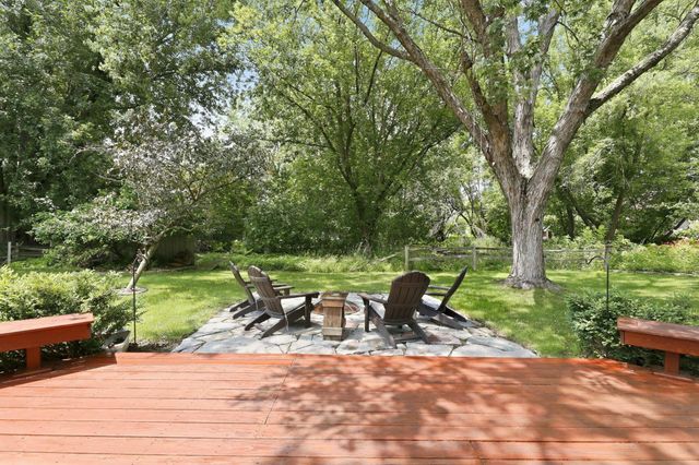 4067 Stockdale Drive, Vadnais Heights, MN 55127