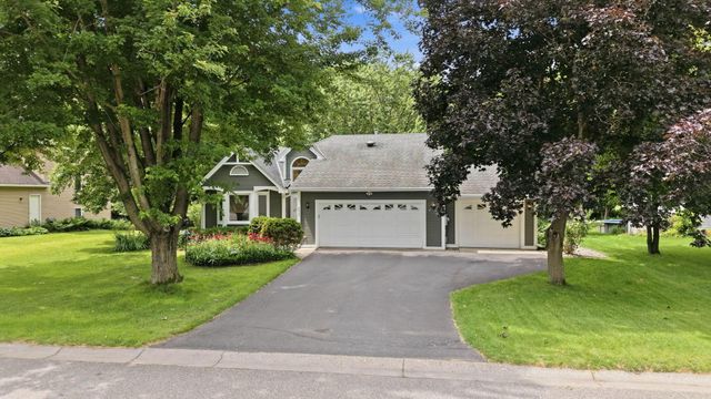 4067 Stockdale Drive, Vadnais Heights, MN 55127