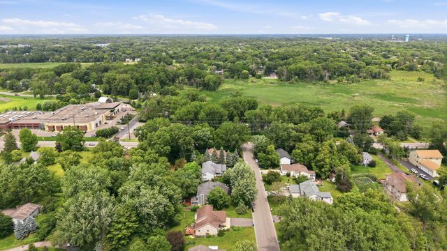 4067 Stockdale Drive, Vadnais Heights, MN 55127