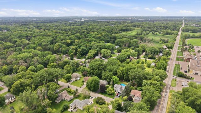 4067 Stockdale Drive, Vadnais Heights, MN 55127