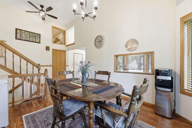 4067 Stockdale Drive, Vadnais Heights, MN 55127