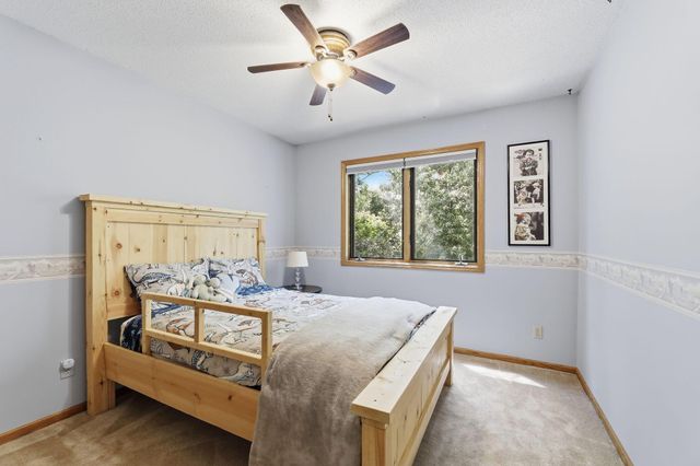 4067 Stockdale Drive, Vadnais Heights, MN 55127