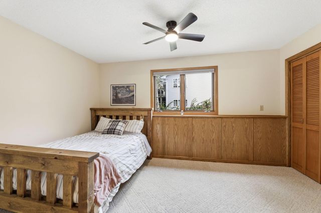 4067 Stockdale Drive, Vadnais Heights, MN 55127