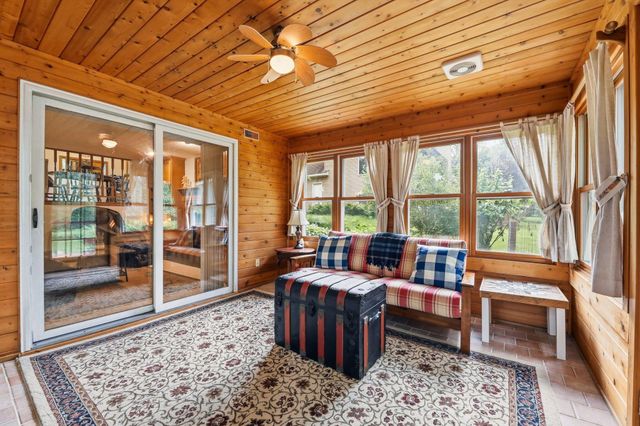 4067 Stockdale Drive, Vadnais Heights, MN 55127