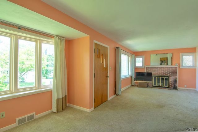 115 Huntington Road, Onondaga, NY 13219