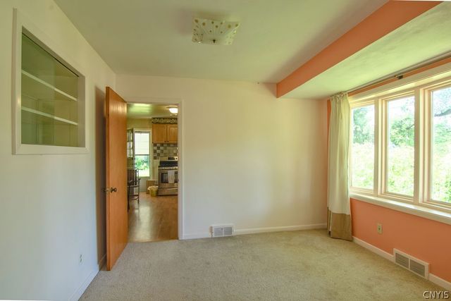 115 Huntington Road, Onondaga, NY 13219