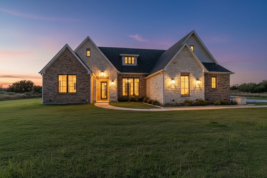 2031 Meadowlark Court, Aledo, TX 76008