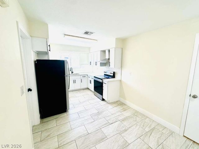 4404 Edward Avenue, Las Vegas, NV 89108