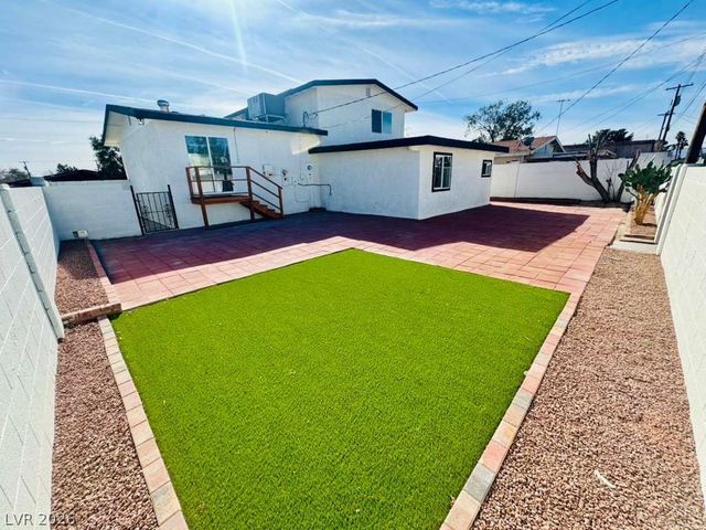 4404 Edward Avenue, Las Vegas, NV 89108