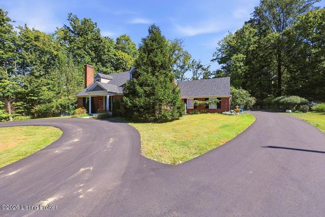12601 N Osage Rd, Anchorage, KY 40223