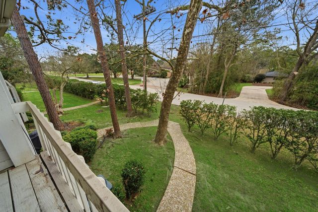 3 Hideaway Drive, Friendswood, TX 77546
