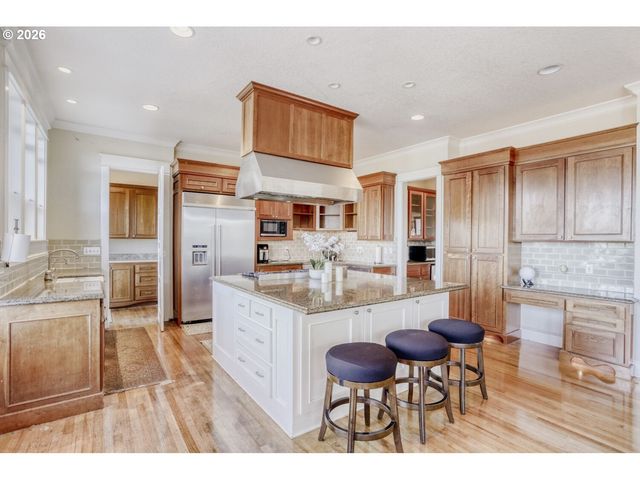 10235 Se CRESCENT RIDGE Loop, Happy Valley, OR 97086