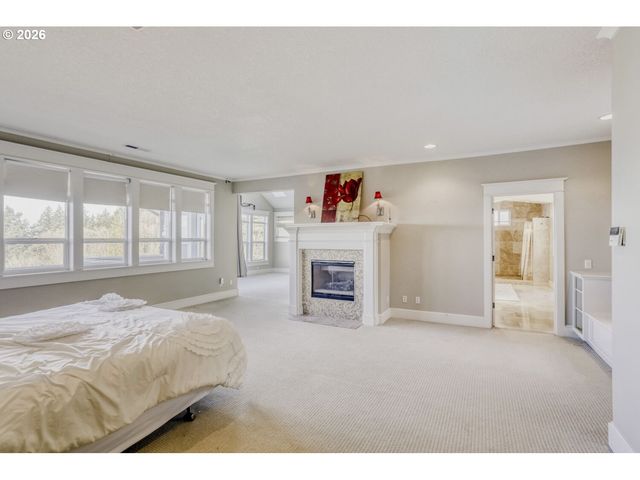 10235 Se CRESCENT RIDGE Loop, Happy Valley, OR 97086