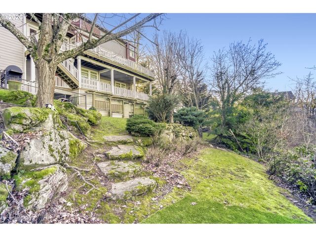 10235 Se CRESCENT RIDGE Loop, Happy Valley, OR 97086