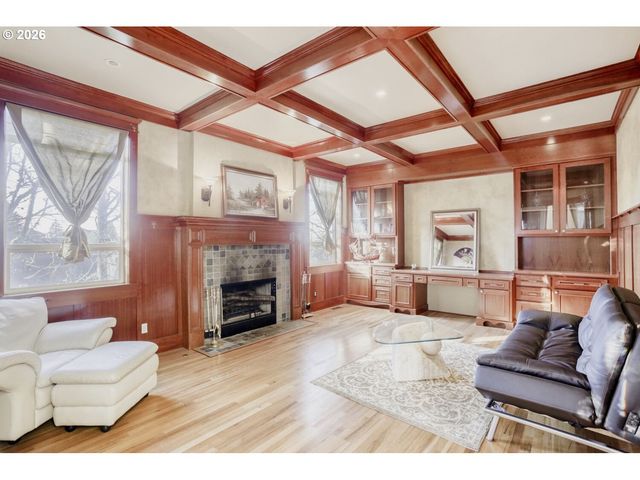 10235 Se CRESCENT RIDGE Loop, Happy Valley, OR 97086