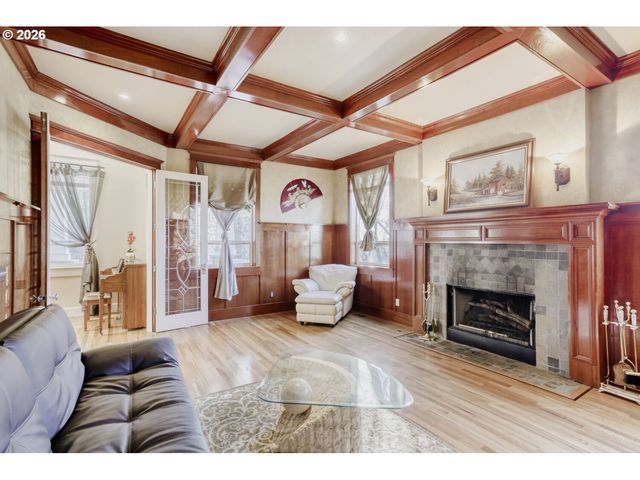 10235 Se CRESCENT RIDGE Loop, Happy Valley, OR 97086