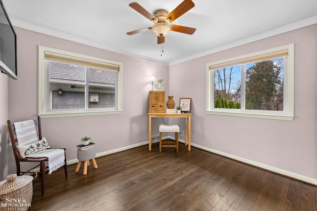 771 Saint Clair Avenue, Grosse Pointe, MI 48230