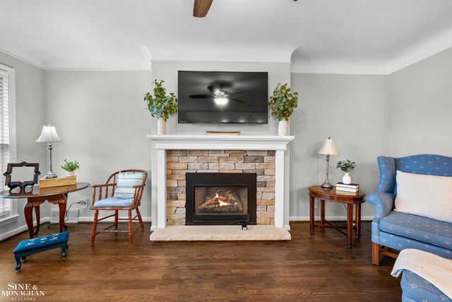 771 Saint Clair Avenue, Grosse Pointe, MI 48230