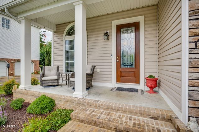 2117 Saint Erics Court, Kingsport, TN 37660