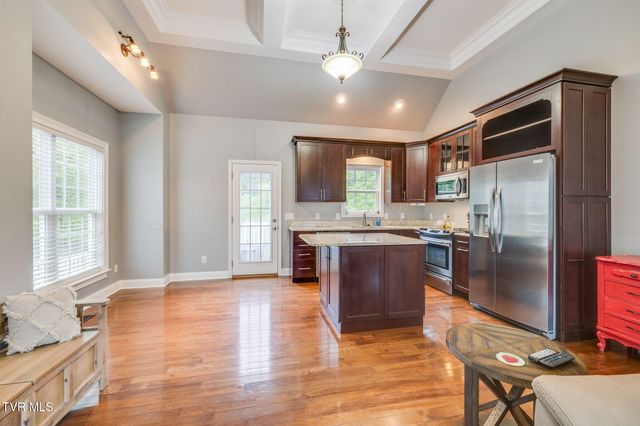 2117 Saint Erics Court, Kingsport, TN 37660