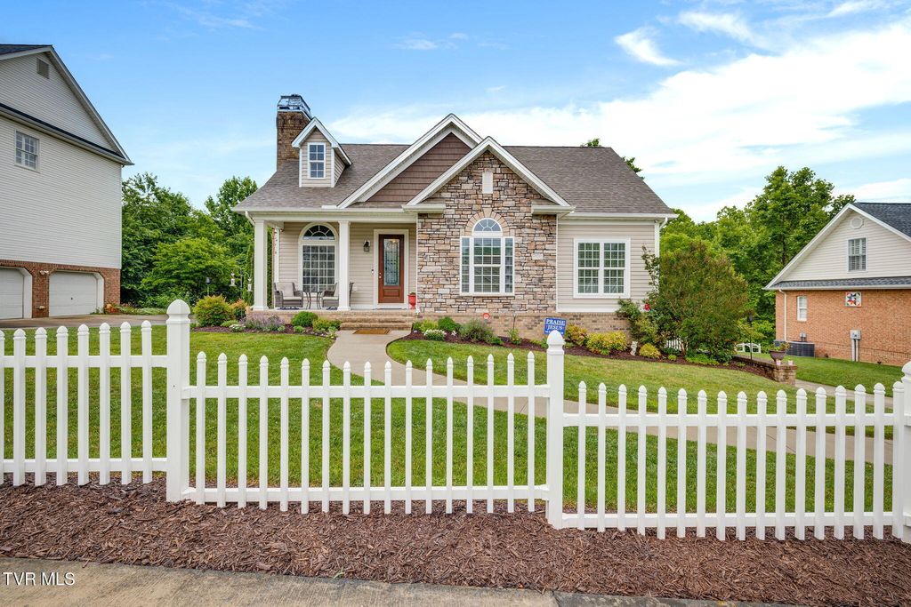 2117 Saint Erics Court, Kingsport, TN 37660