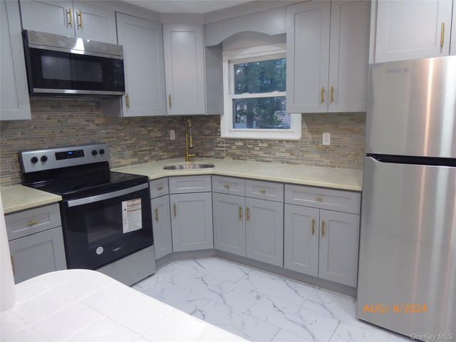 Address unavailable.