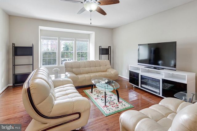 10260 FOUNTAIN CIR, Manassas, VA 20110