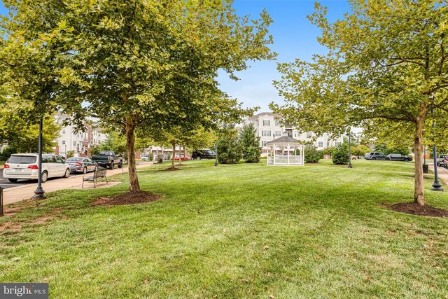 10260 FOUNTAIN CIR, Manassas, VA 20110