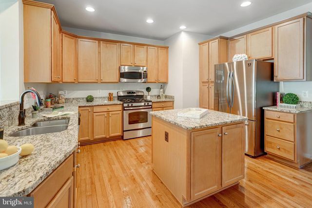 10260 FOUNTAIN CIR, Manassas, VA 20110