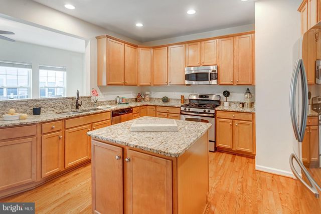 10260 FOUNTAIN CIR, Manassas, VA 20110
