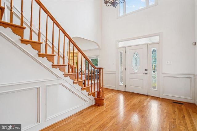 5704 MAIDEN LN, Bethesda, MD 20817