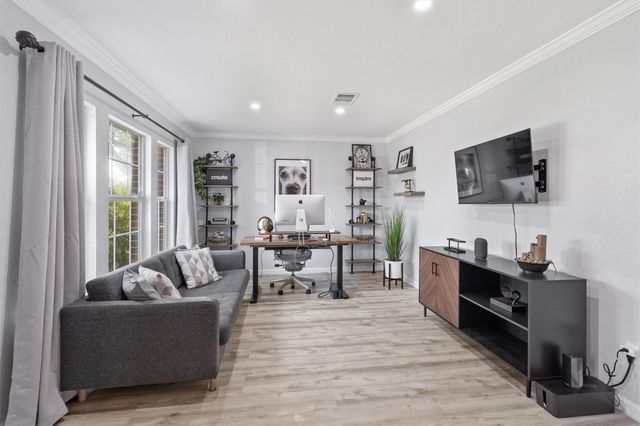 1213 Faber DR, Pflugerville, TX 78660