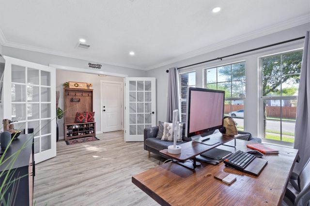 1213 Faber DR, Pflugerville, TX 78660