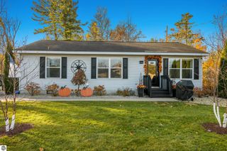 132 Ames Street, Elk Rapids, MI 49629