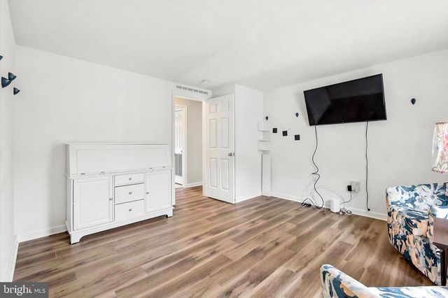 168 DORIAN DR, Williamstown, NJ 08094